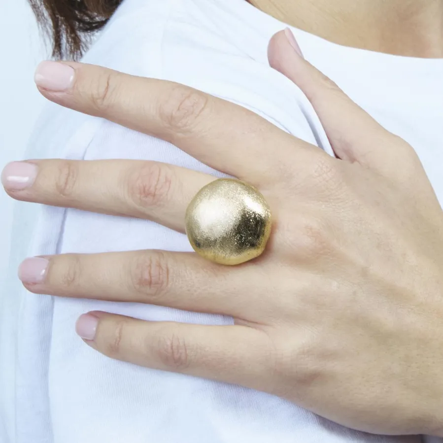 Anillo acabado en oro amarillo de 18k - Pukba