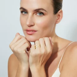 Anillo de Circonita Brillante acabado en oro amarillo de 18k - Kafrik