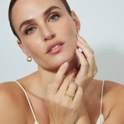 Anillo de Circonita Brillante acabado en oro amarillo de 18k - Anami
