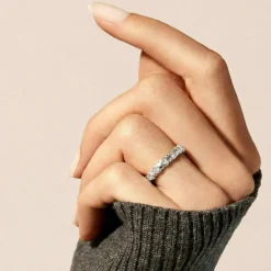 Anillo de Circonita Brillante Acabado En Plata - Navi