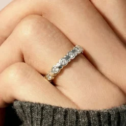 Anillo de Circonita Brillante Acabado En Plata - Navi