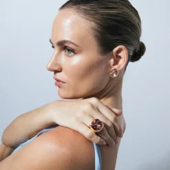 Anillo de Circonita Marrón acabado en oro amarillo 18k - Ashan