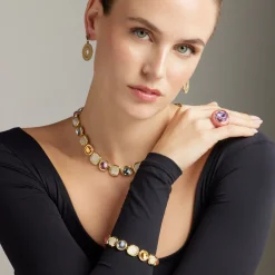 Anillo de Cristal Morado acabado en oro amarillo 18K - Mantis