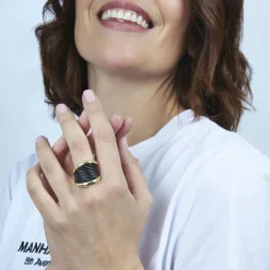 Anillo de Lacado Negro acabado en oro amarillo de 18k - Overci