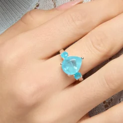 Anillo de Plata de Ley 925 y Cuarzo Hidrotermal Aguamarina acabado rodio - Larec
