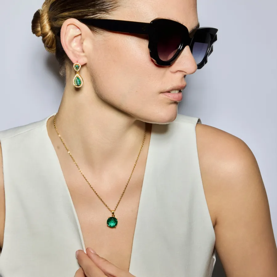 Collar con Cuarzo Hidrotermal Verde Paraiba acabado oro amarillo 18k - Amkru