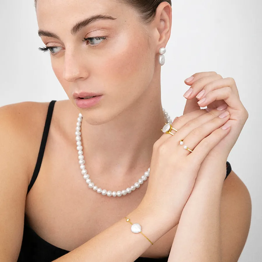 Collar de Plata de Ley 925 con Perla Blanca acabado en oro amarillo 18K - Kipepeo
