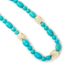 Collar de Plata de Ley 925 y Turquesa acabado oro amarillo de 18k Shyra