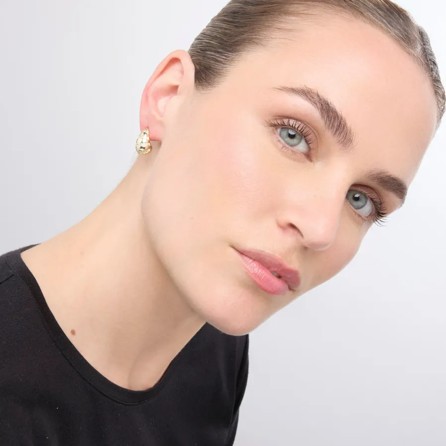 Pendientes acabado oro amarillo de 18k y Circonita Brillante - Thora