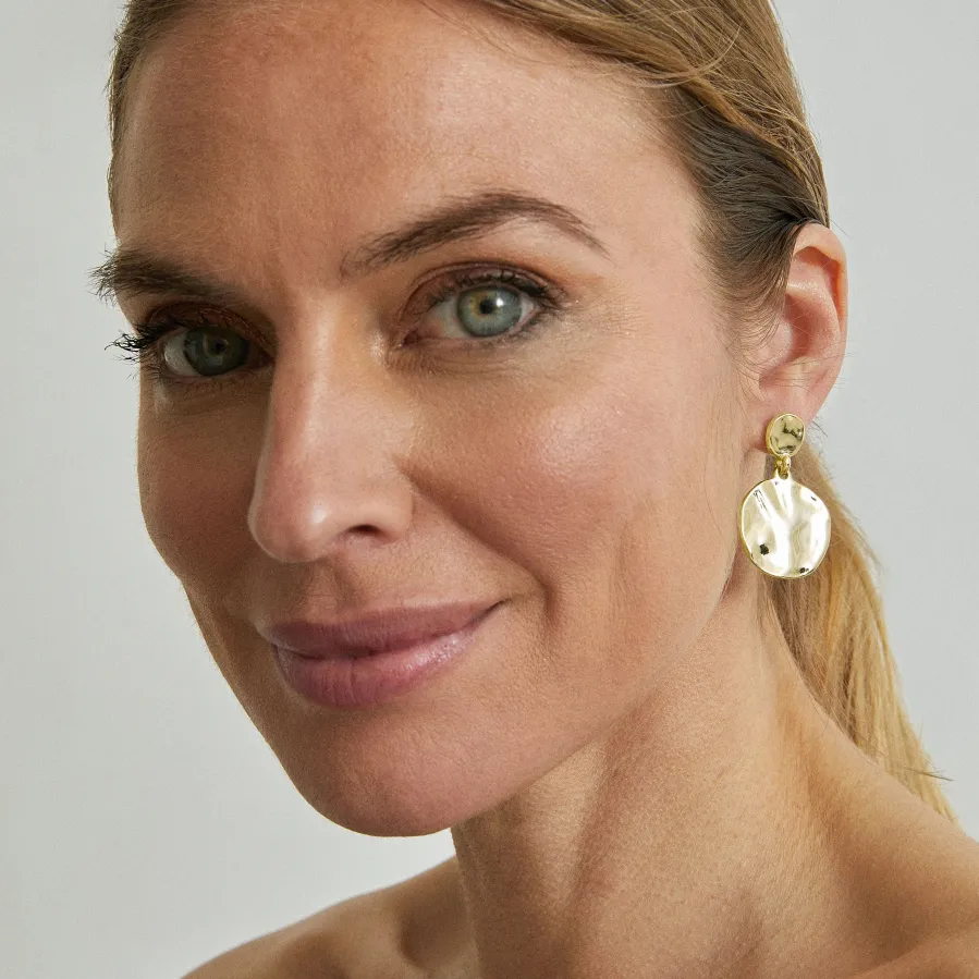 Pendientes acabados en oro amarillo 18K - Seriri