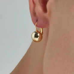 Pendientes acabados en oro amarillo 18K - Nenje
