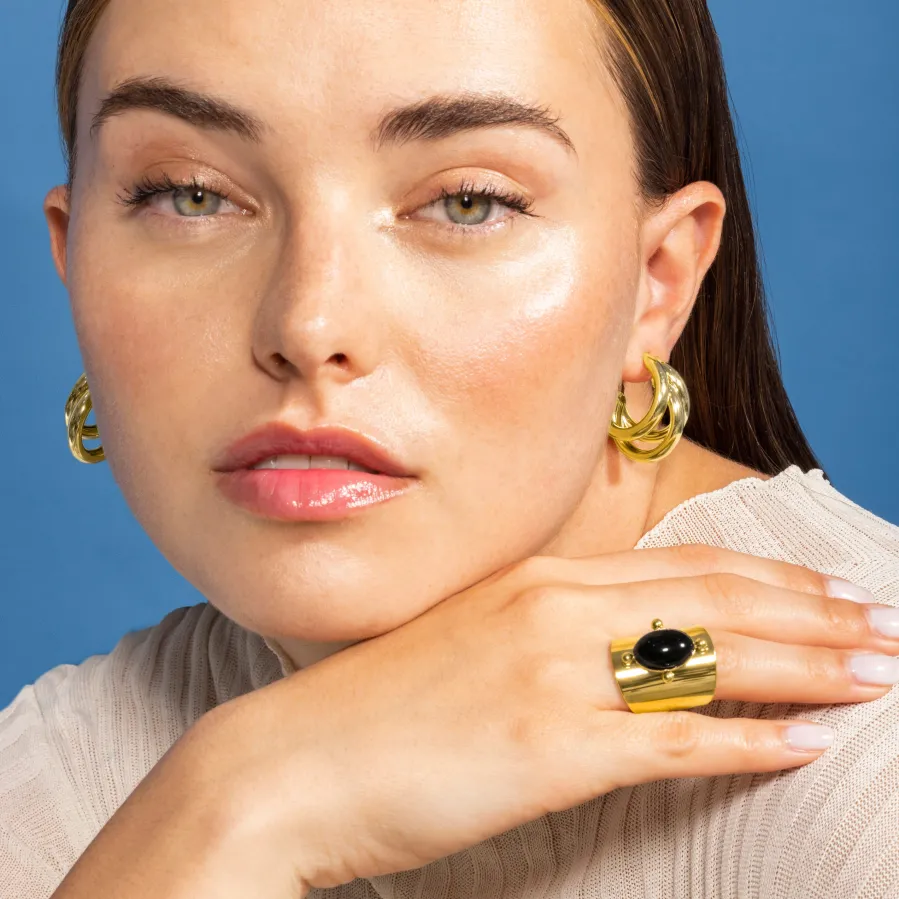 Pendientes acabados en oro amarillo 18K - Carorsa