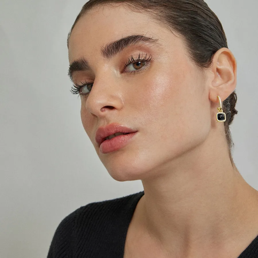 Pendientes de Cristal Azul Oscuro acabados en oro amarillo 18K - Darmix