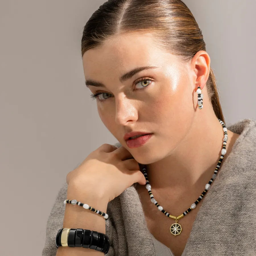 Pendientes de Plata de Ley 925 y Onix acabado oro 18k - Nanys