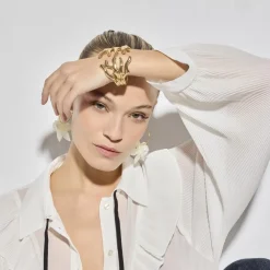 Pendientes Warya acabado oro amarillo de 18k