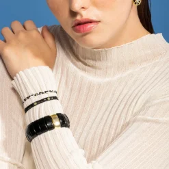 Pulsera con Cristal Negro acabado oro 18k - Sagruk