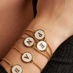 Pulsera de Madreperla Blanca acabada en oro amarillo 18K - Alphabet