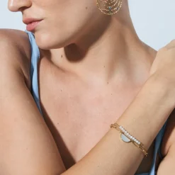 Pulsera de Perla Blanca acabado en oro amarillo 18k - Abbyo