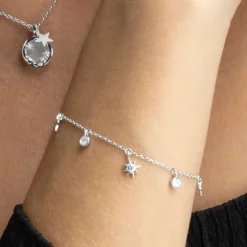 Pulsera de Plata de Ley 925 con Circonita Brillante acabada en rodio - Oyazia